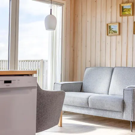 Feriehus 2 Bedroom Amazing In V *