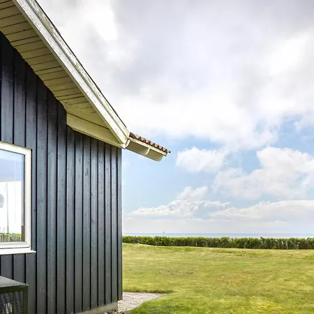 Feriehus 2 Bedroom Amazing In V