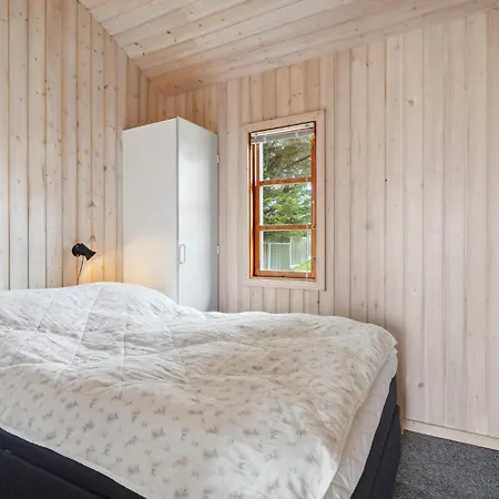 2 Bedroom Amazing In V Дом отдыха *