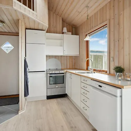 2 Bedroom Amazing In V Эсбьерг