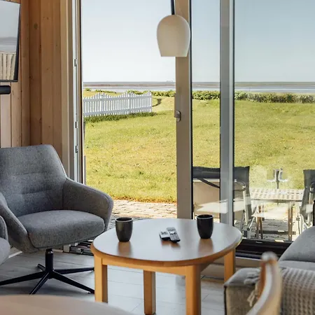 Дом отдыха 2 Bedroom Amazing In V *
